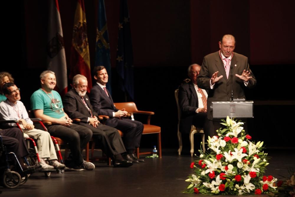 Entrega de las distinciones del Ayuntamiento de Gijón