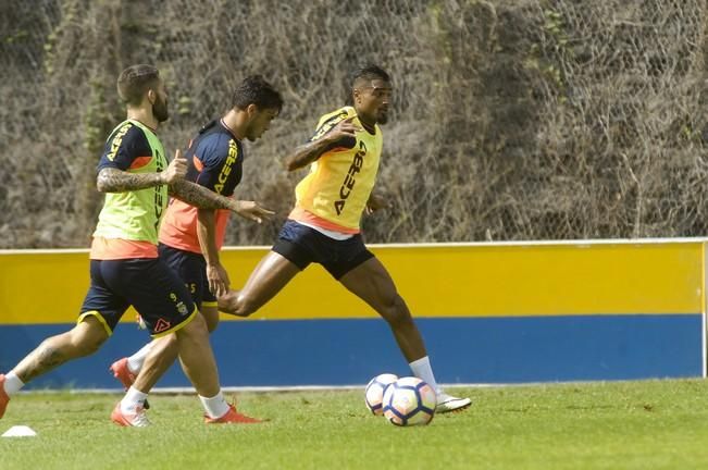 ENTRENAMIENTO DE LA UD LAS PALMAS EN BARRANCO ...