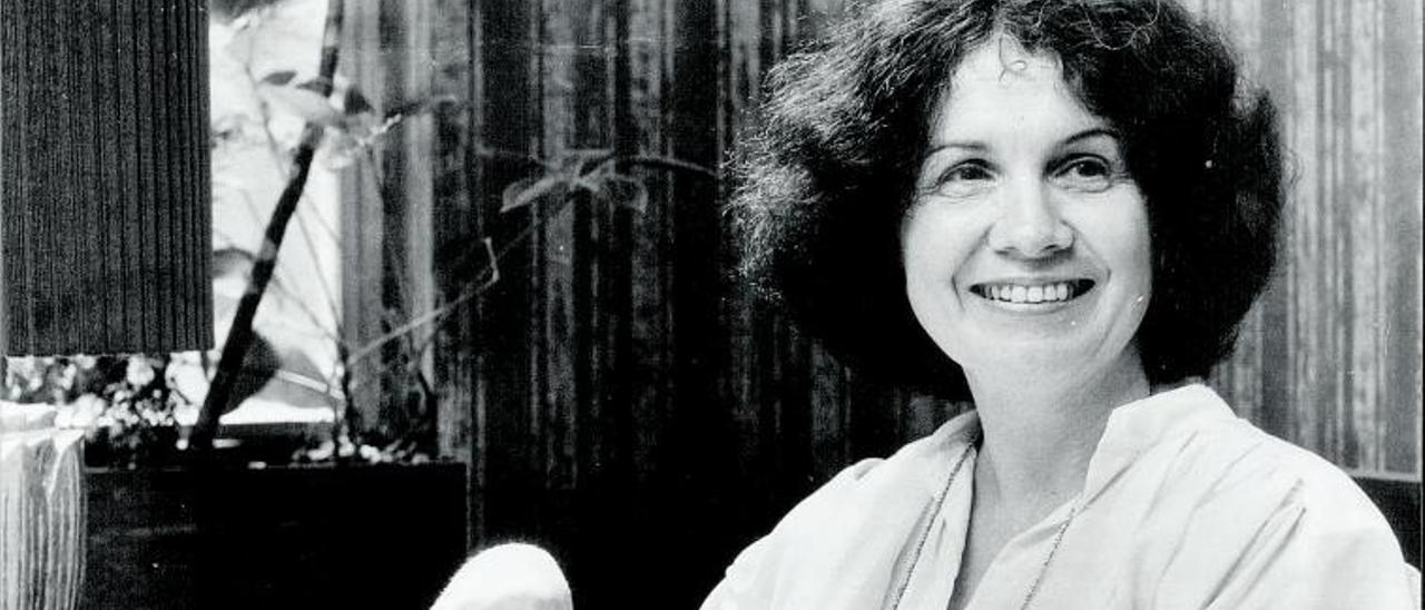 Alice Munro en 1968,
cuando publicó su
primer libro. información | INFORMACION