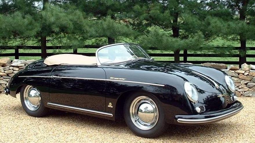 El Porsche 1955 Speedstar, uno de los grandes atractivos del salón del automóvil clásico.