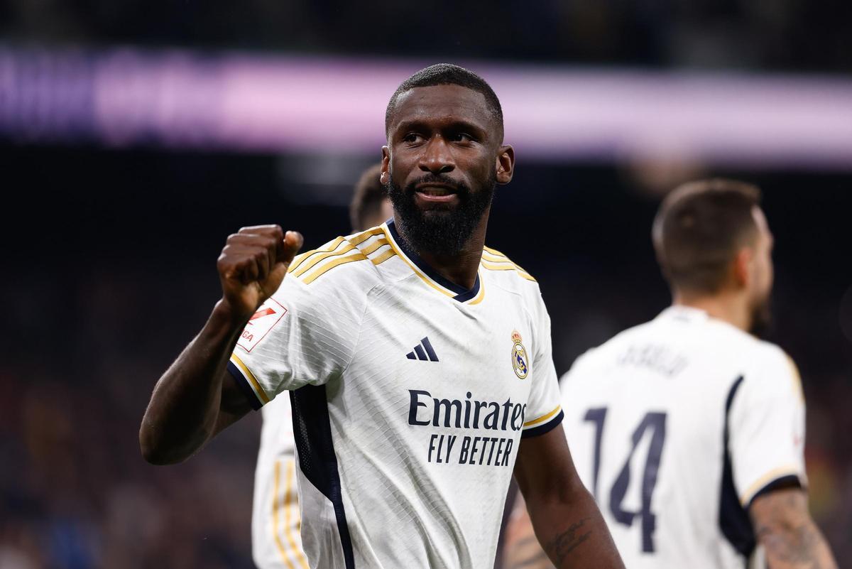 Antonio Rudiger, jugador del Real Madrid, celebrando un gol.