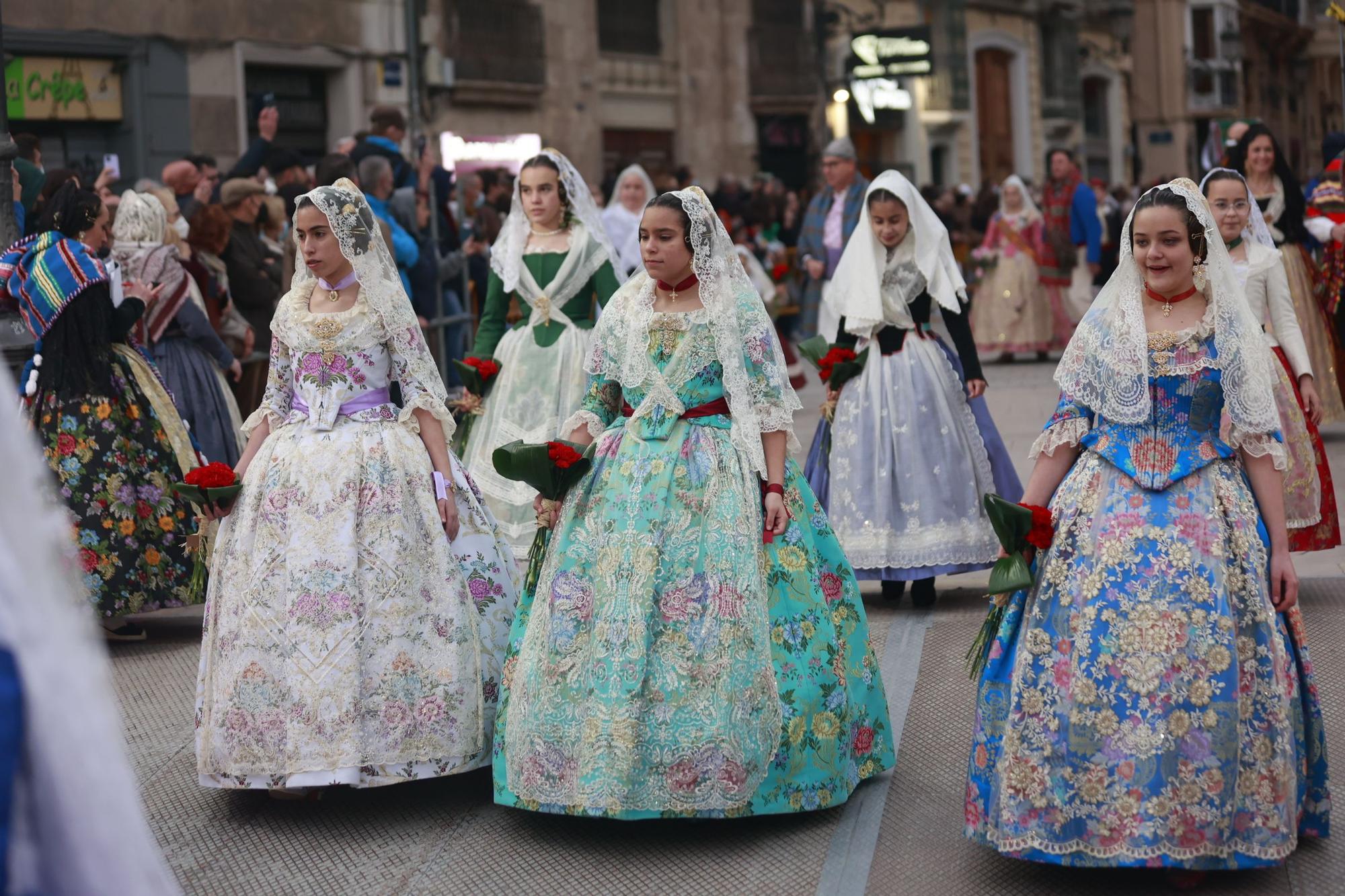 Búscate en el segundo día de ofrenda por la calle Quart (entre las 18:00 a las 19:00 horas)