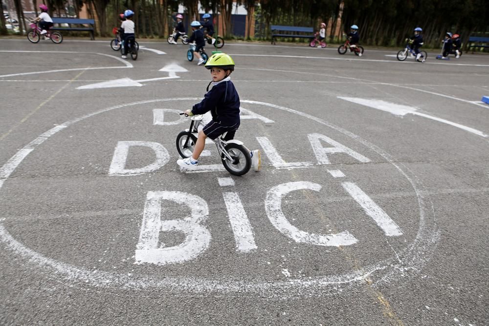 Día de la Bici en el Colegio de las Dominicas