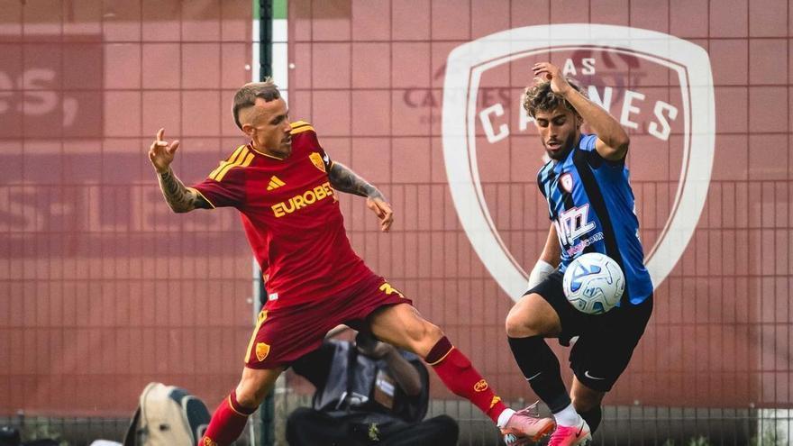 Angeliño, fuera de la lista de la Roma para la gira por Gales: otro paso más en la hoja de ruta de su vuelta al Deportivo