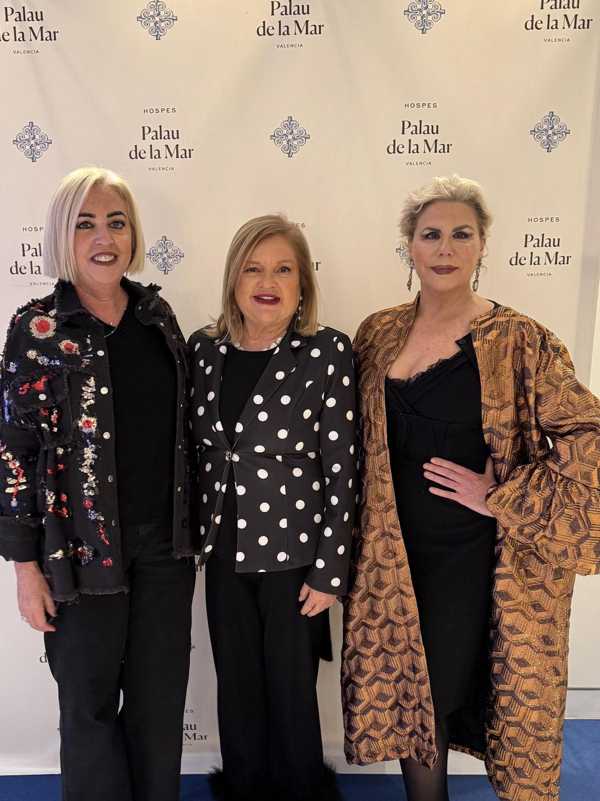 Julia Pérez Broseta, Carmen de Rosa y Laura Fitera.