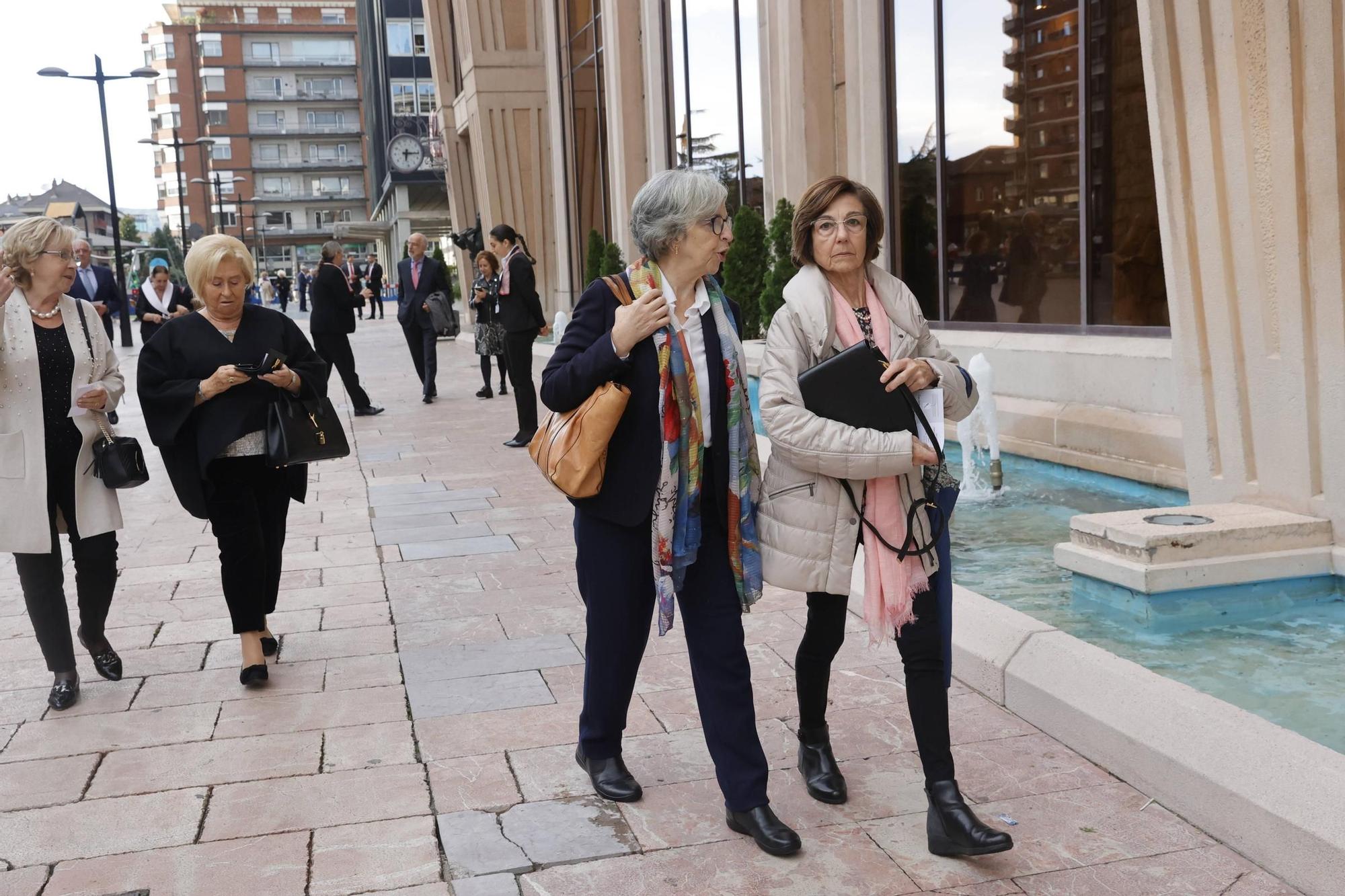 EN IMÁGENES: La Familia Real asiste en Oviedo al concierto de los premios "Princesa de Asturias"