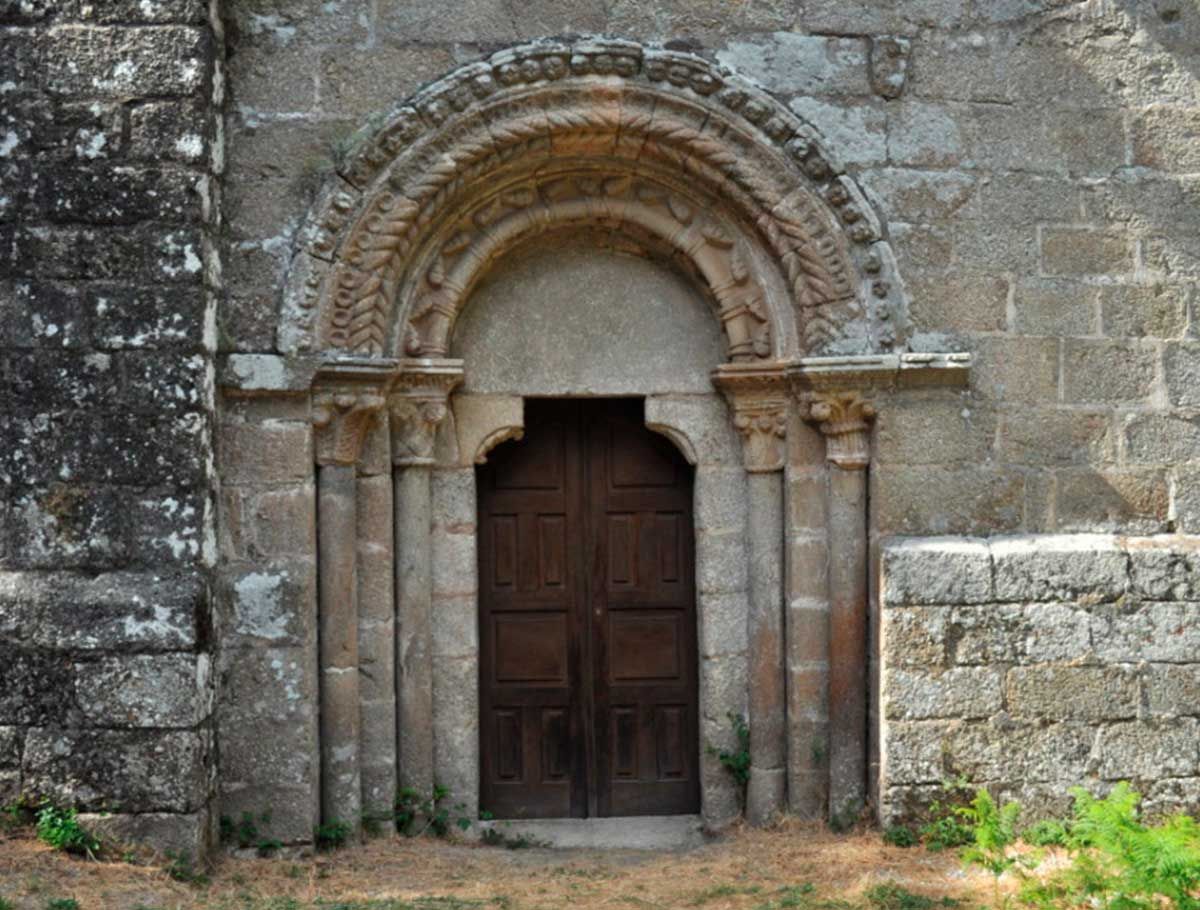 Iglesia de Santa María de Pesqueras