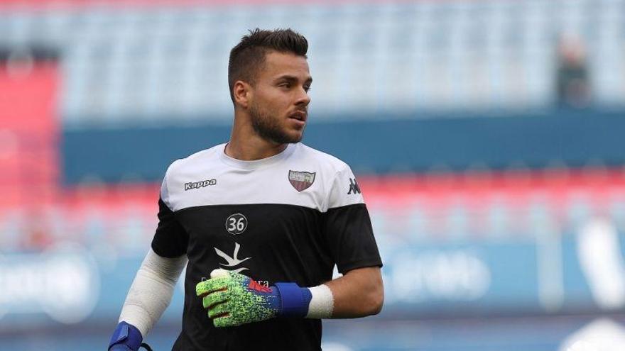 El Huesca ficha a Álvaro Fernández para defender su portería