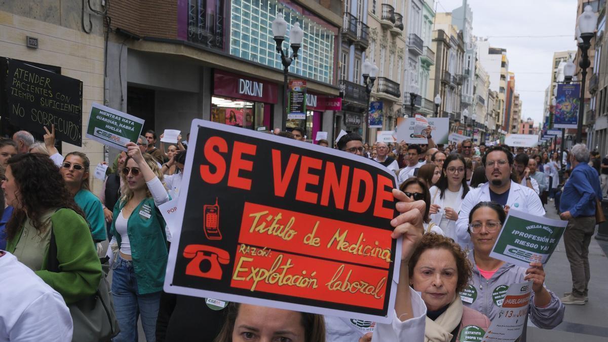 Manifestación de médicos en Las Palmas de Gran Canaria