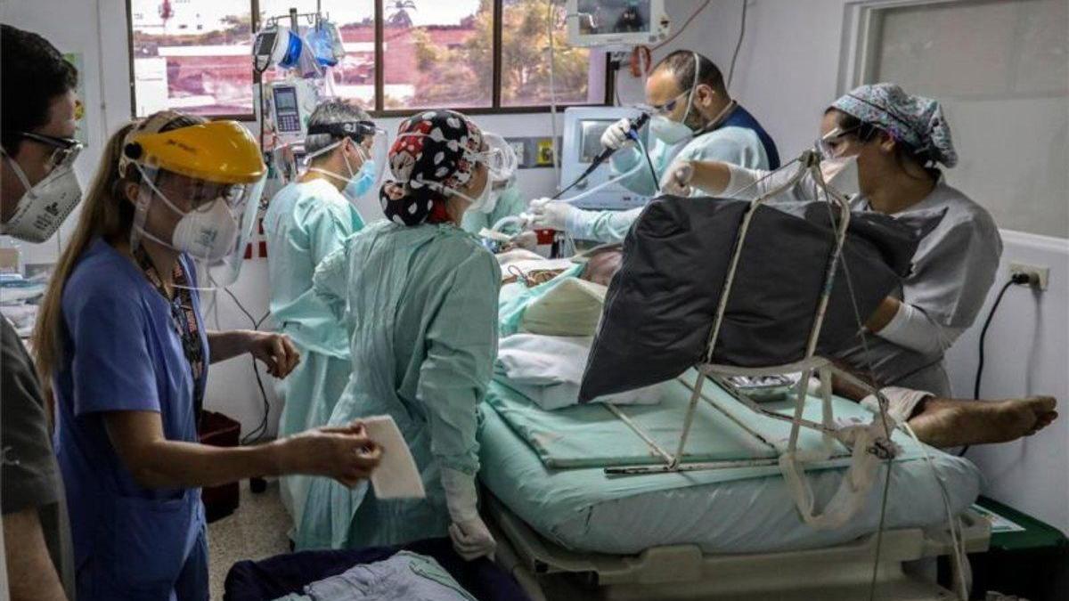 Colombia registra más de 8.300 nuevos casos en una jornada