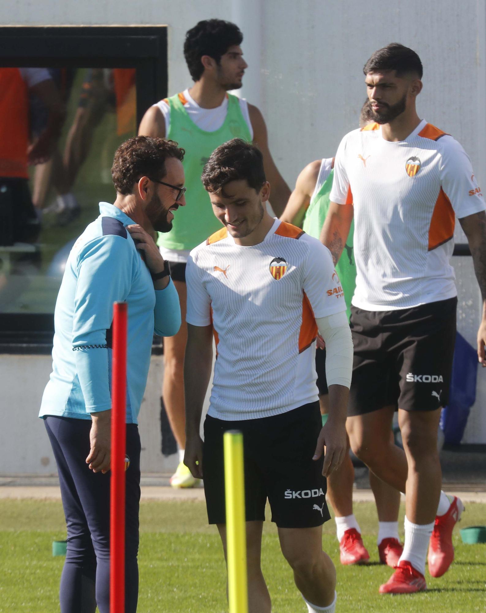 Último entrenamiento del Valencia antes de enfrentarse al Barça