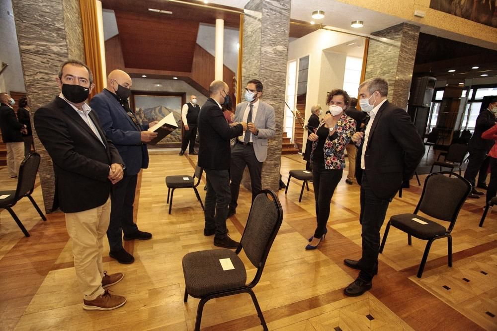 Foro Ser con el alcalde de Santa Cruz, José Manuel Bermúdez.