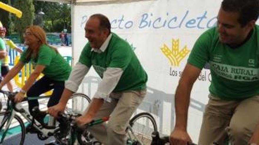 La autoridades zamoranas dieron el pistoletazo de salida a esta iniciativa solidaria