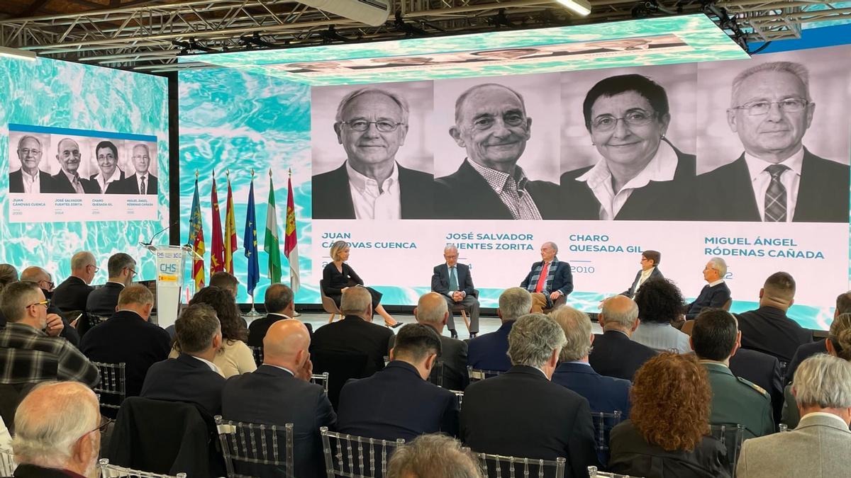 Los expresidente de la CHS, este miércoles en la mesa redonda por el centenario.