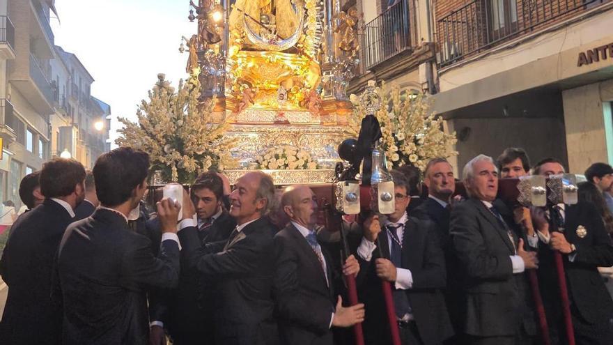 Antequera saca a la calle a su Patrona y Alcaldesa Perpetua, la Virgen de los Remedios