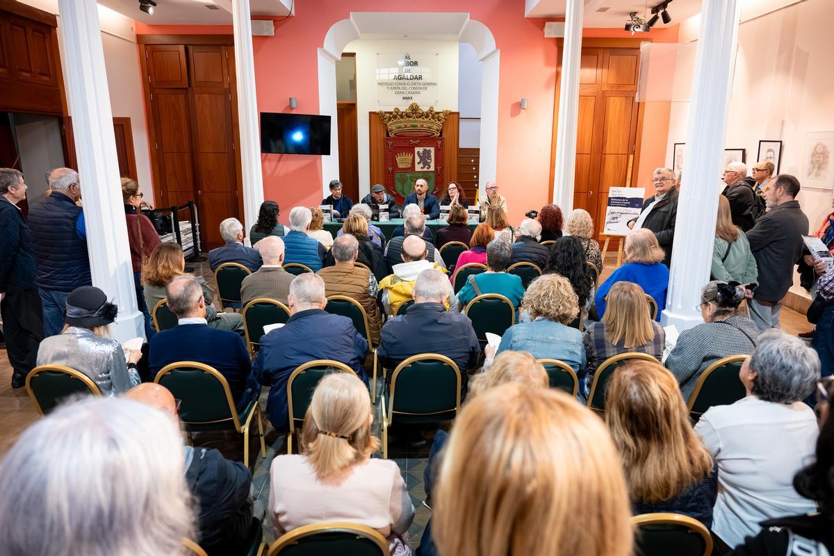 Presentación del libro ‘Referentes de la Literatura Canaria’