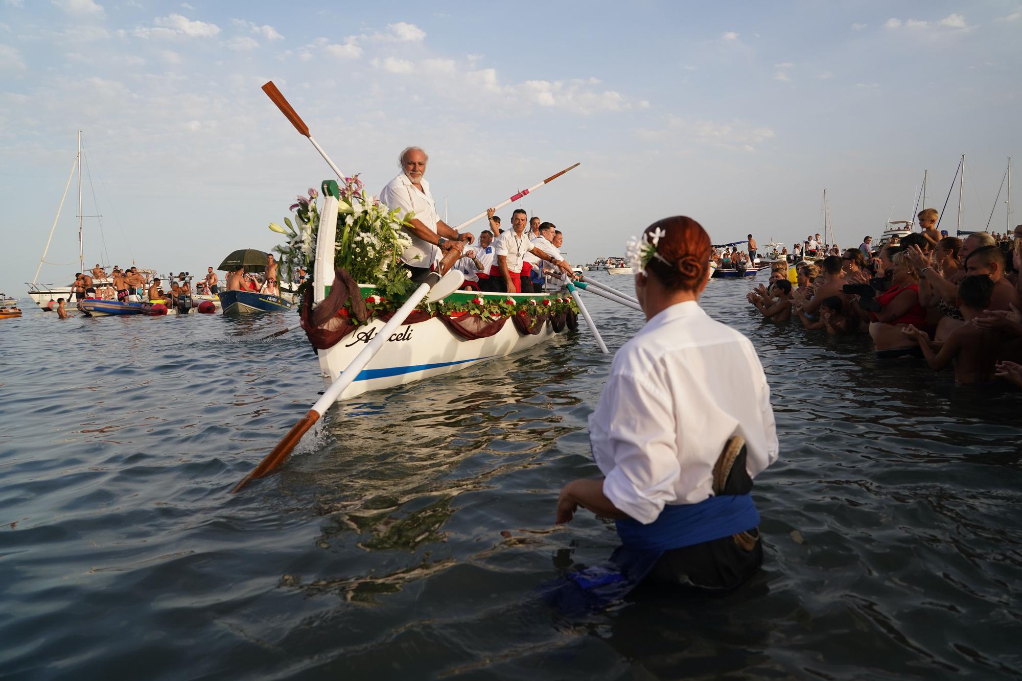 Procesión terrestre y marítima de la Virgen del Carmen de El Palo