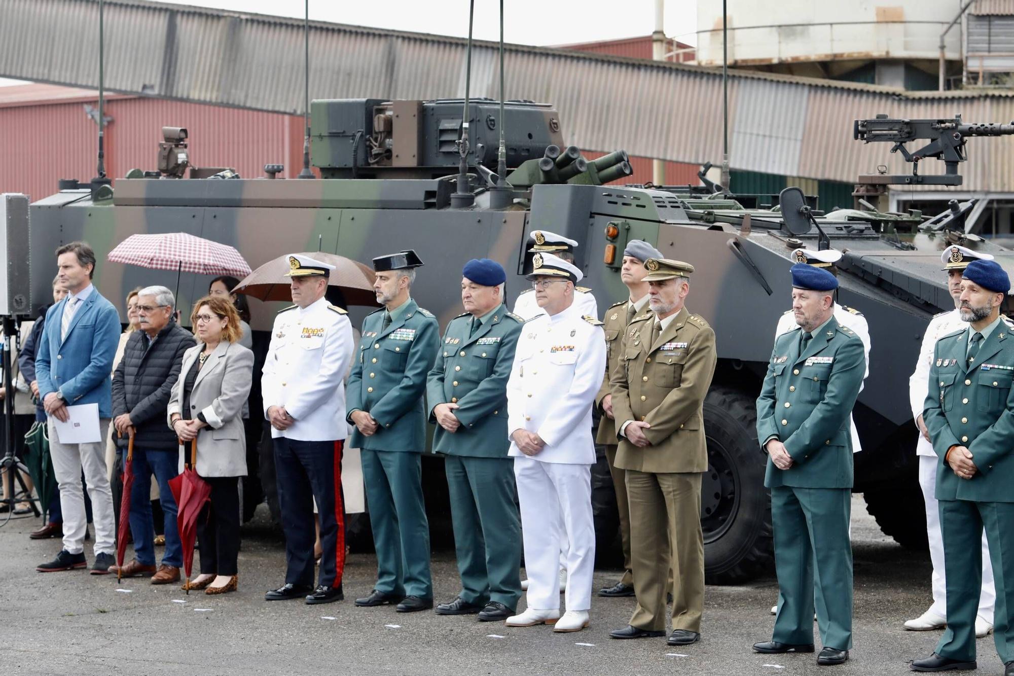 Así fue la visita institucional a los barcos de guerra que están en Gijón por el Día de las Fuerzas Armadas