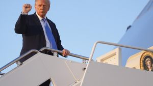 Trump duplica el preu de l’ESTA per entrar als EUA fins als 40 dòlars