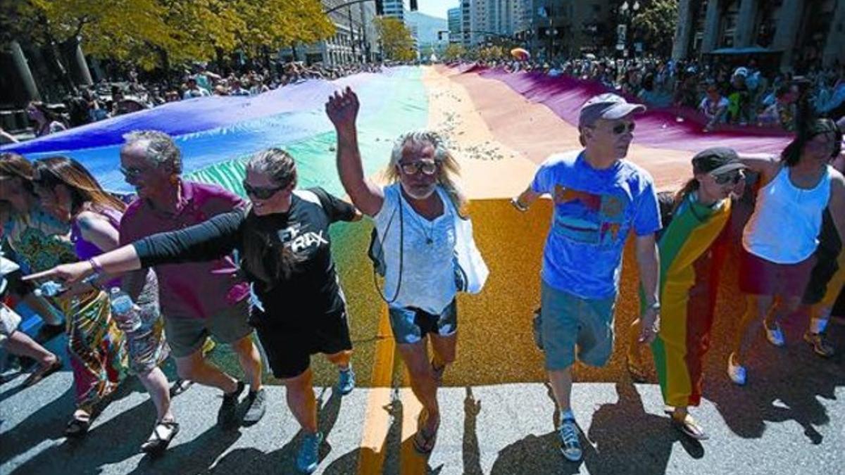 Activistas contra la discriminación de los homosexuales, en un reciente festival en Salt Lake City (Utah).