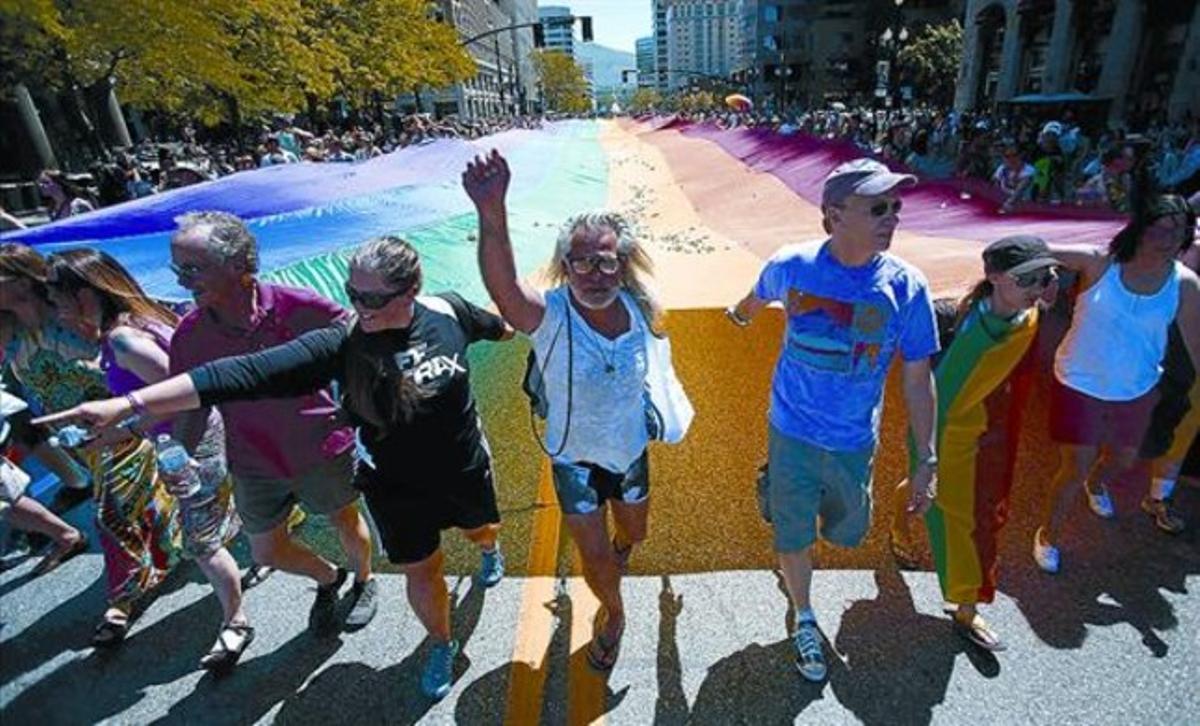 Activistas contra la discriminación de los homosexuales, en un reciente festival en Salt Lake City (Utah).