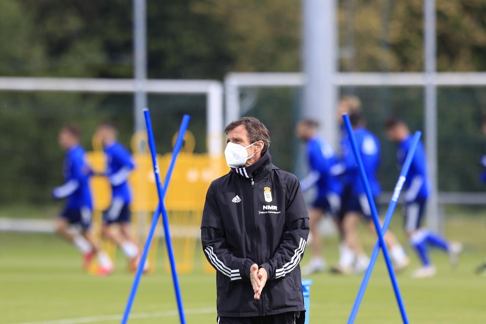 Las imágenes del último entrenamiento del Oviedo antes del derbi