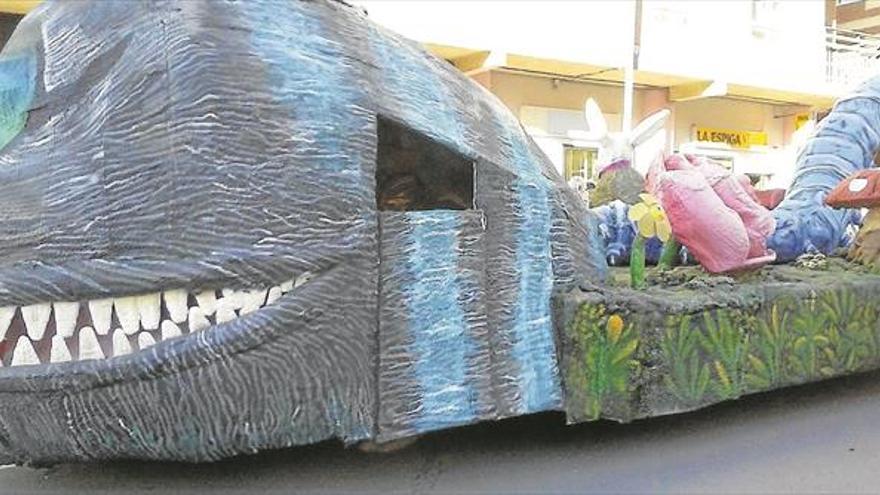 Festejos anima a inscribirse en el popular pasacalles carnavalero