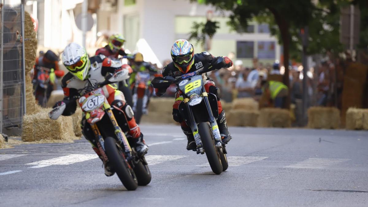 Participantes en una de las carreras.