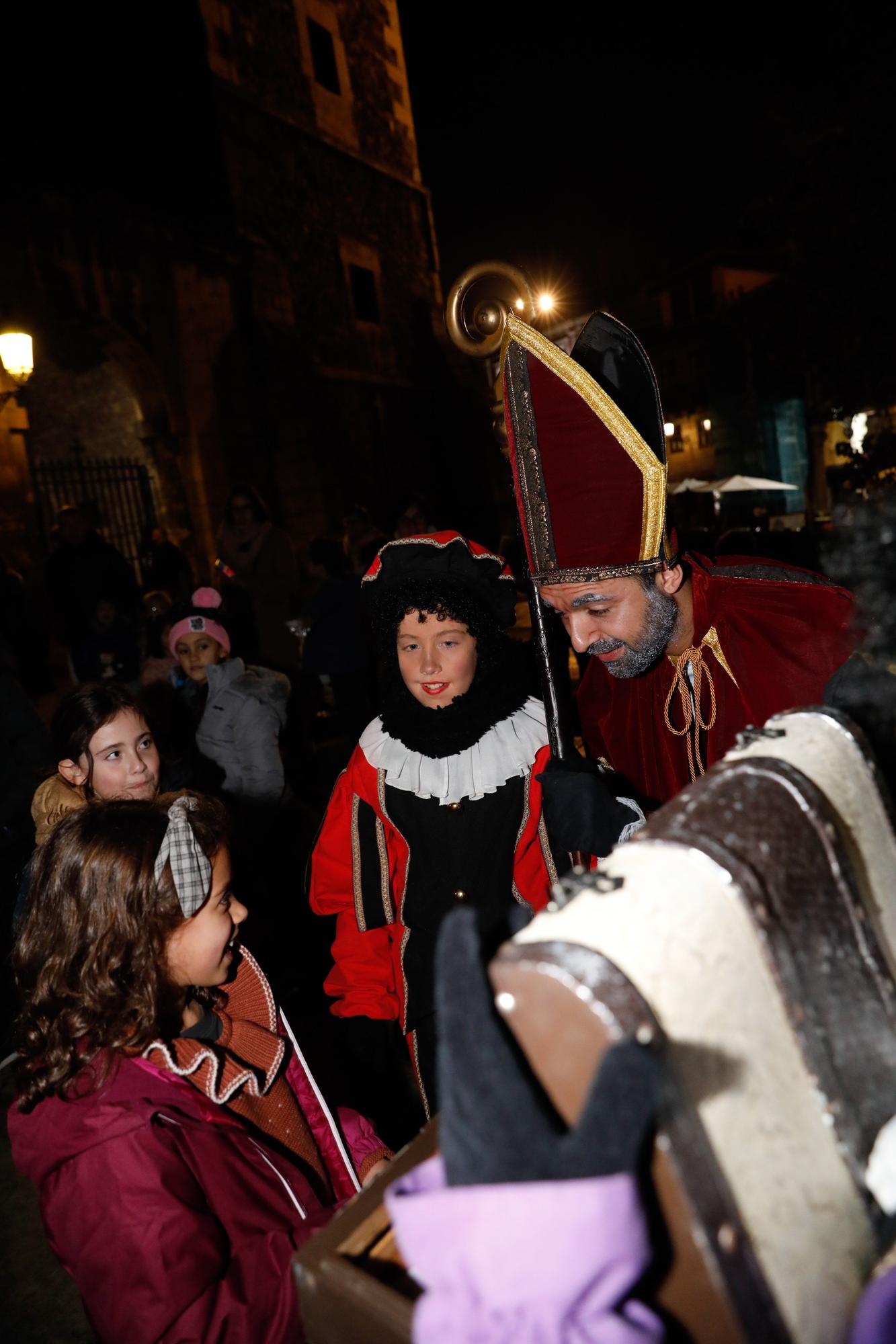 San Nicolás se encuentra con la infancia en Avilés