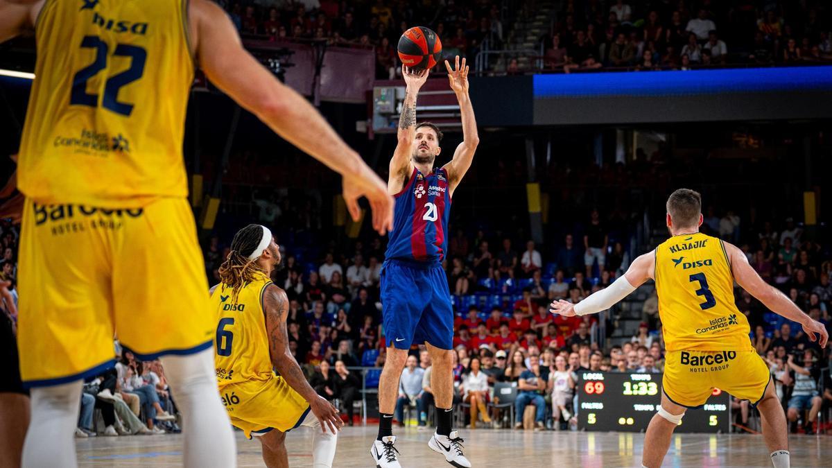 Laprovittola lideró la reacción del Barça a base de triples para llevarse el triunfo en el Palau