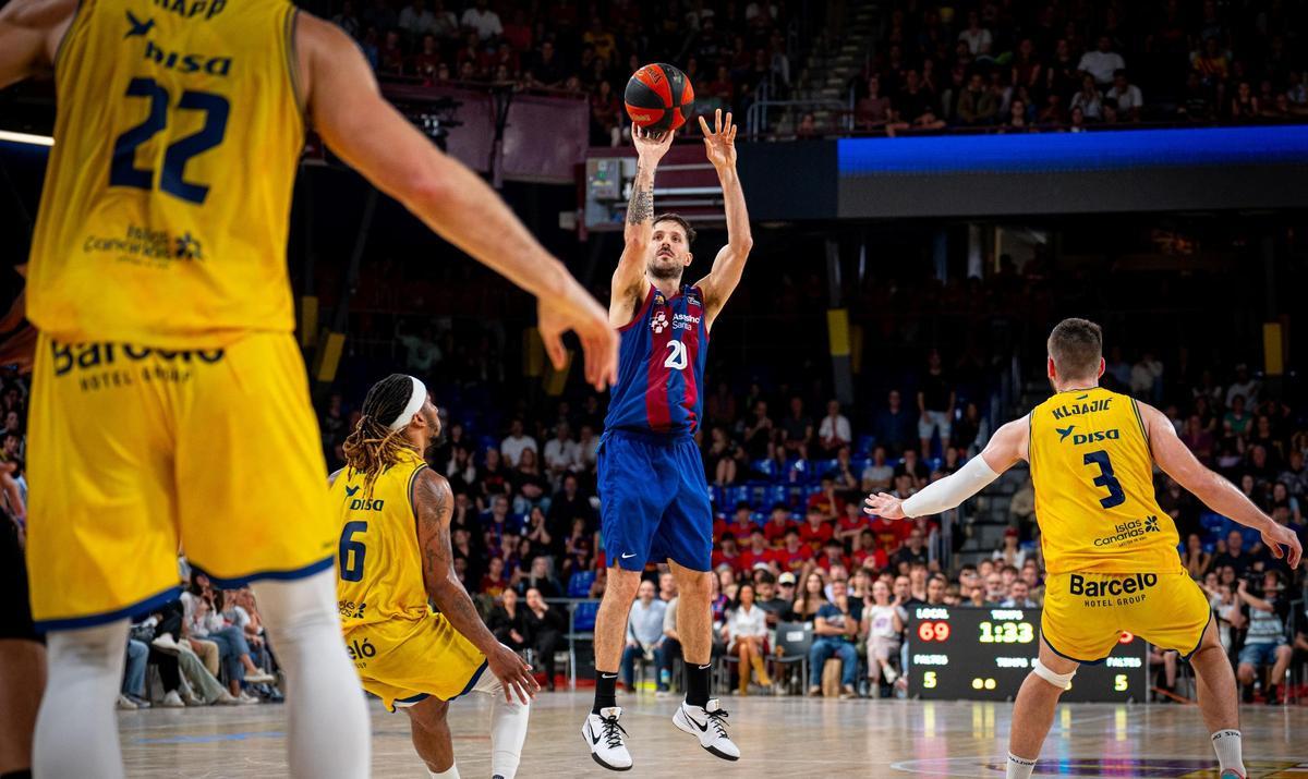 Laprovittola lideró la reacción del Barça a base de triples para llevarse el triunfo en el Palau