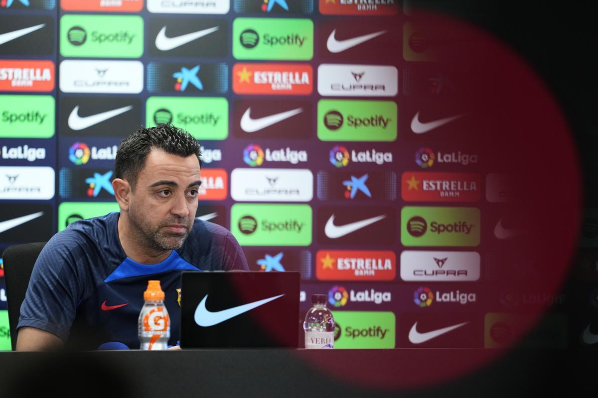 Xavi en la rueda de Prensa previa del Elche - Barcelona