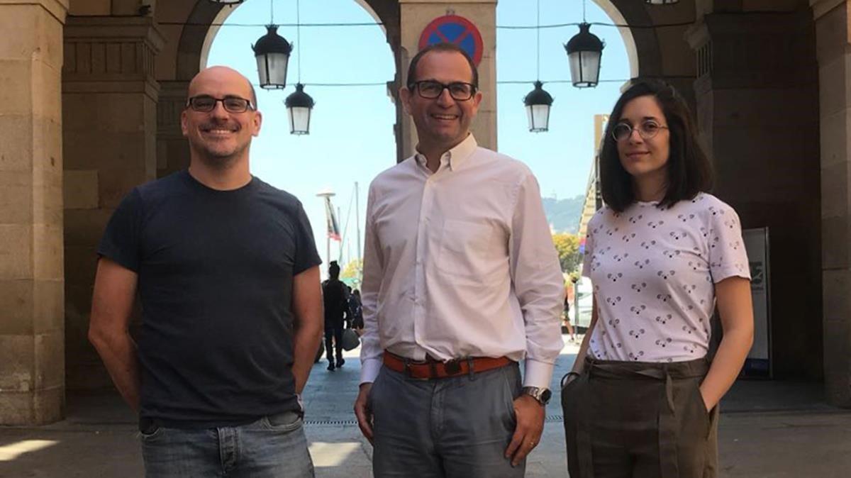 De izquierda a derecha Joan Grasas, Oliver Balcells y Samantha Lopez, cofundadores de RheoDx. De izquierda a derecha Joan Grasas, Oliver Balcells y Samantha Lopez, cofundadores de RheoDx.