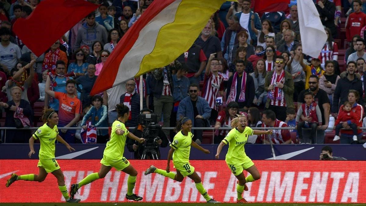 Toni Duggan celebra un gol del Barça en el Wanda.