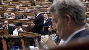 Feijóo encarrila un acord nacional amb Vox després de 4 pactes autonòmics