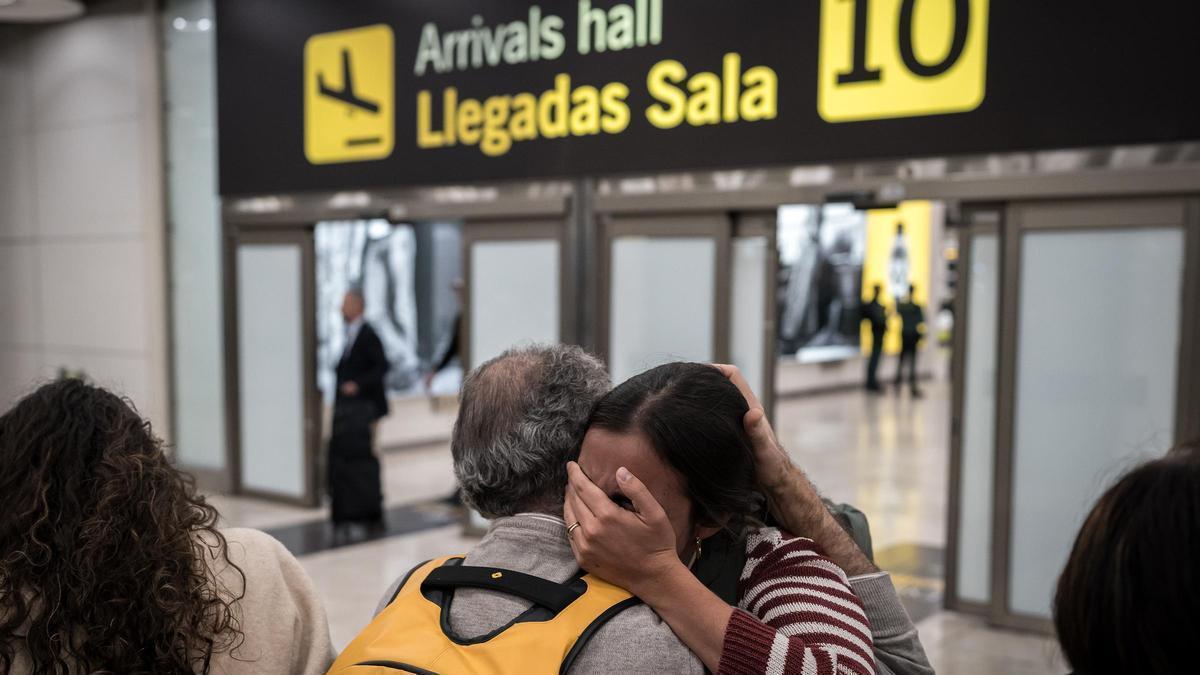 Llegan a Madrid los primeros 175 españoles evacuados desde Oriente Medio