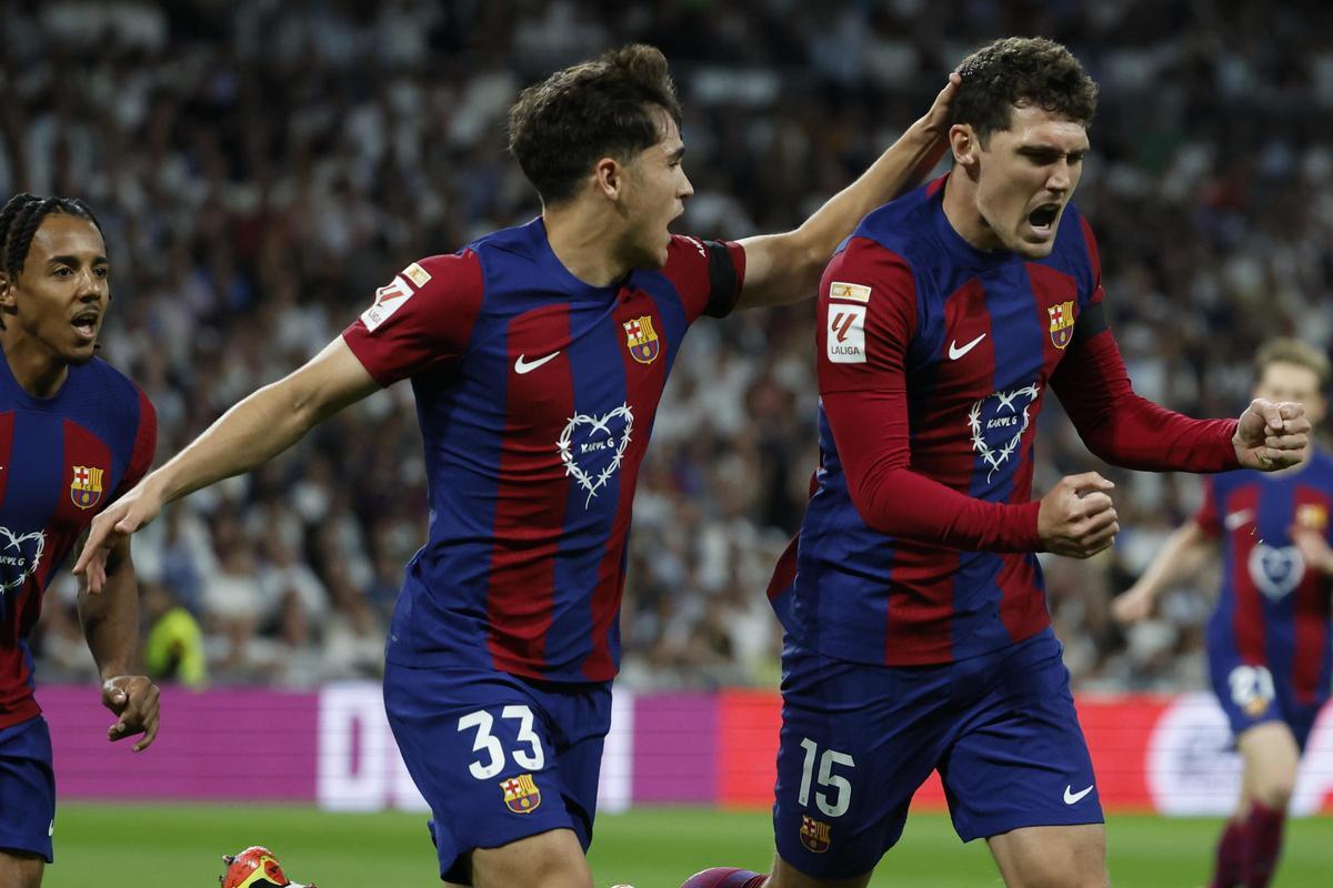 Real Madrid - FC Barcelona. Real Madrid - FC Barcelona.