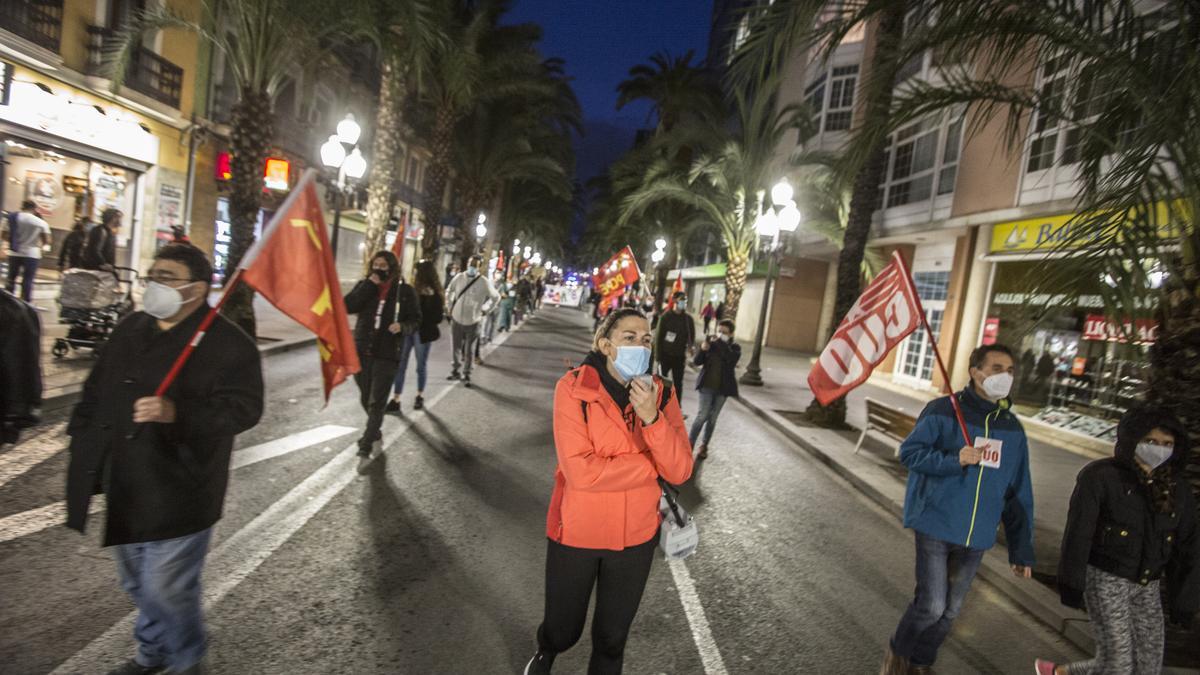 8-M: La pandemia del coronavirus evidencia la feminización de la pobreza