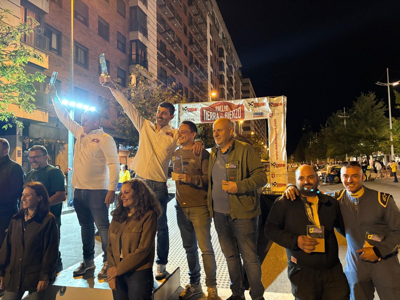 En imágenes: Así fue el triunfo de los salenses Borra y Fernández en el rally del Bierzo