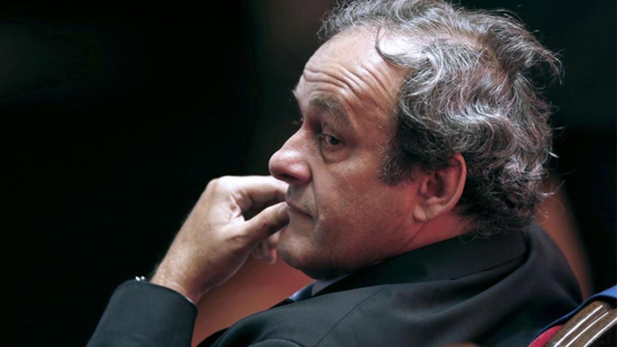 Platini dimitirá el próximo mes de septiembre