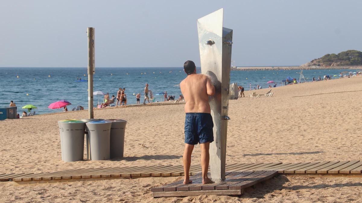 VÍDEO | Municipis de la Costa Brava concentren el 40% del consum d'aigua de tot l'any a l'estiu