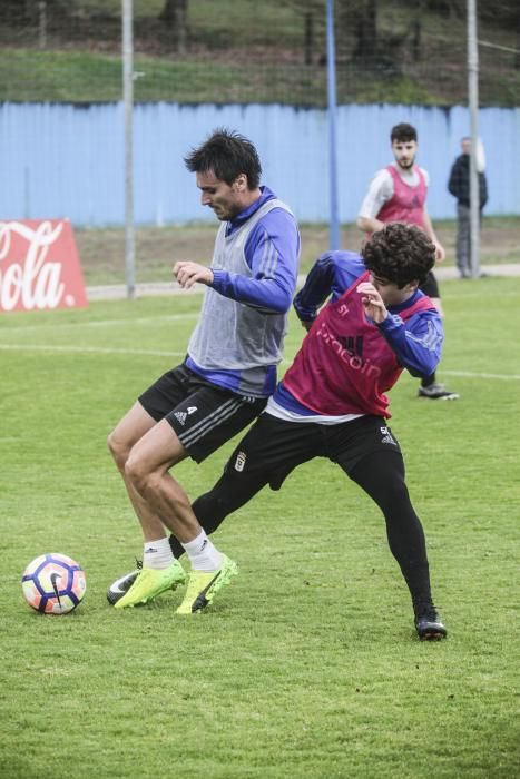 Entrenamiento del Real Oviedo en El Requexón