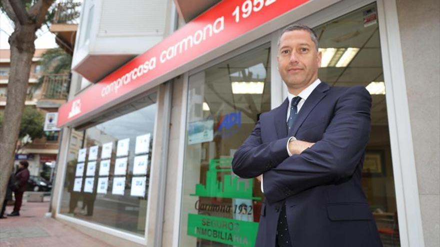 «Asesorar al cliente durante todo el proceso de compra es vital en el sector inmobiliario»