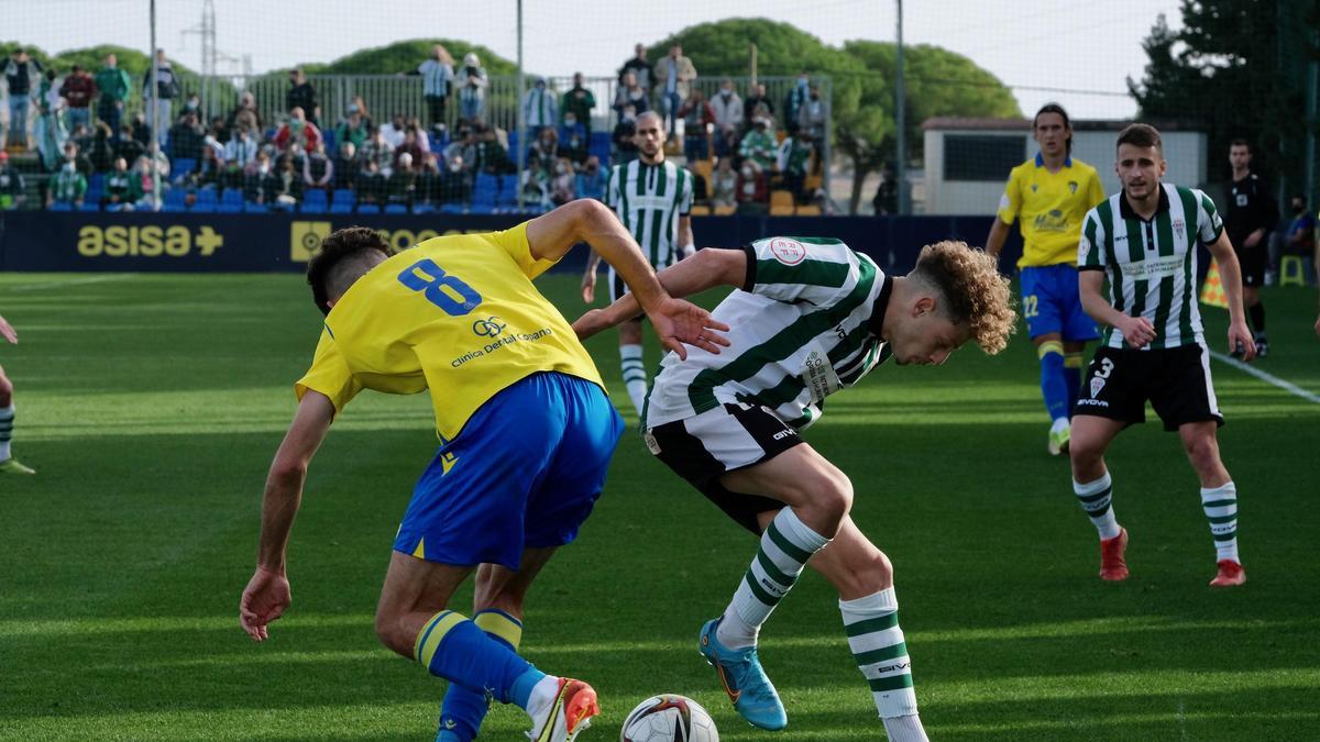 Las imágenes del Cádiz B-Córdoba CF