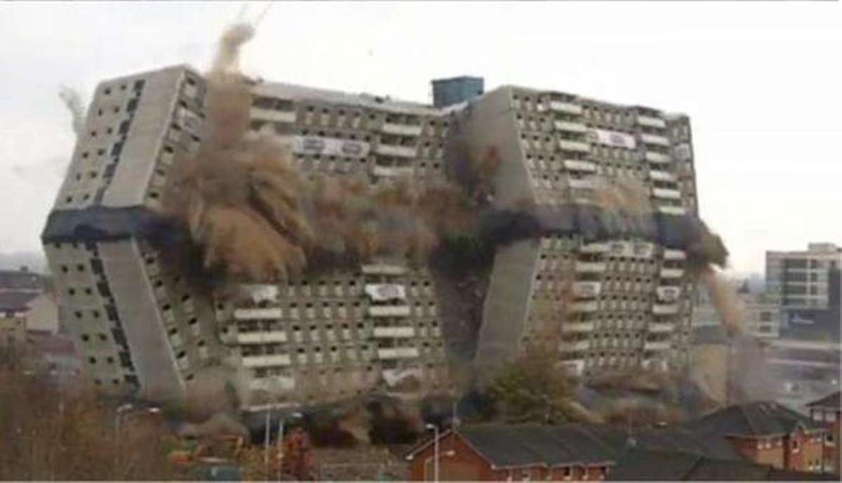 Ejemplo de demolición con explosivos incluido en el informe de Urbanismo.