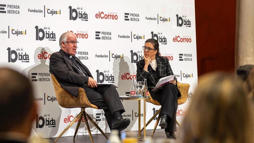 El arzobispo de Sevilla defiende que "un empresario que genera riqueza y empleo", debe "compartir los beneficios"