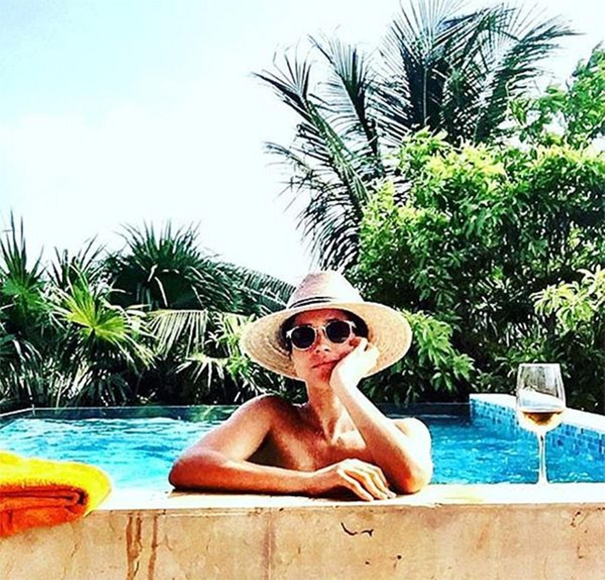 Foto de Meghan Markle en bikini y con una copa de vino, de su cuenta borrada de Instagram