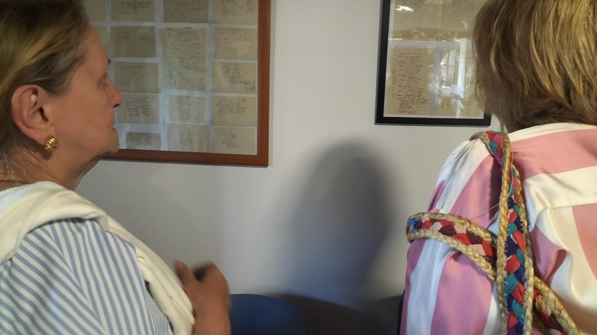 Exposición de escritos del Padre Galo en la casa natal del autor, en Cadavedo.