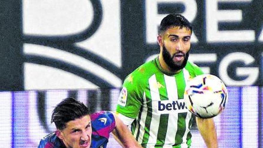 Nabil Fekir en un partido contra el Levante.