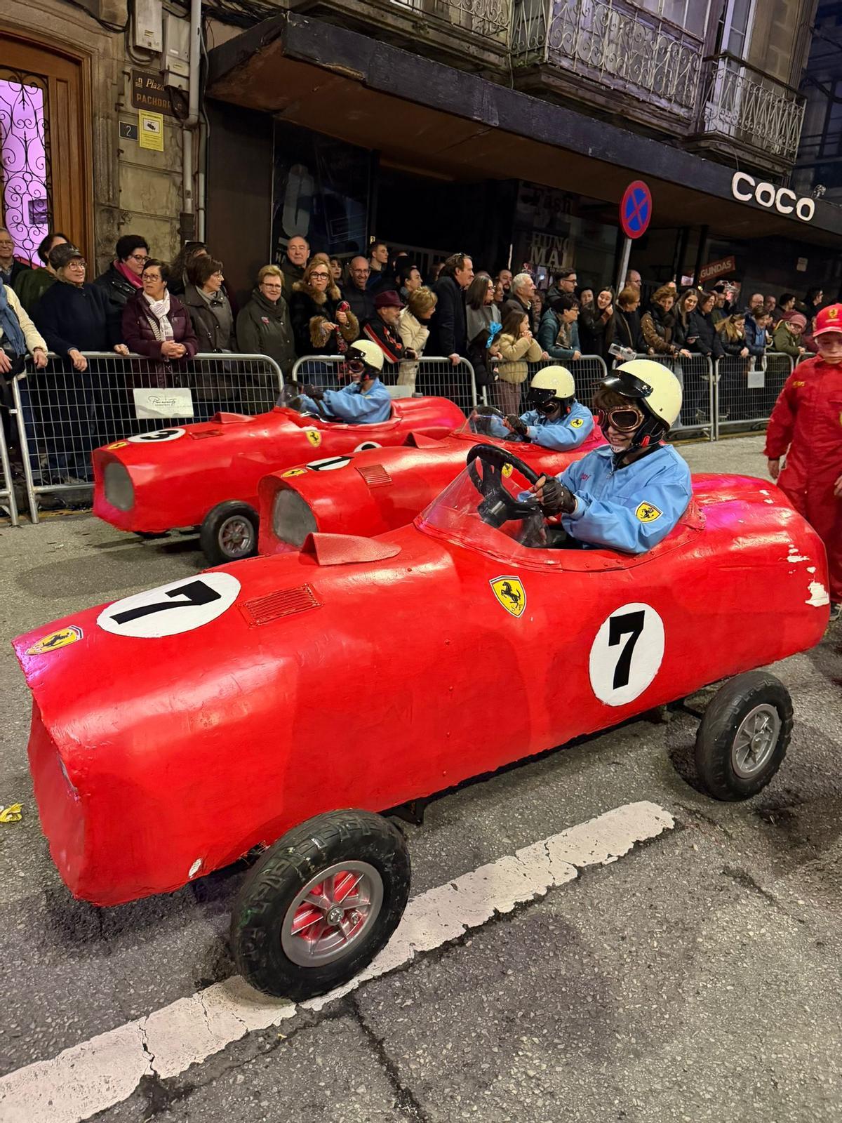 Luarca se llena de monumentos en un carnaval de récord